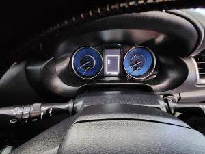 Toyota Fortuner 2.4GD-6 manual - Image 9