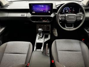 Toyota Hilux 2.8GD-6 double cab Raider - Image 6