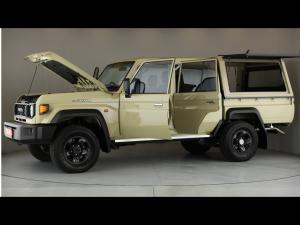 Toyota Land Cruiser 79 2.8GD-6 double cab auto - Image 27