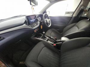 Suzuki Baleno 1.5 GLX - Image 8