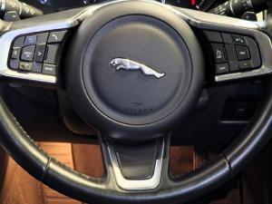 Jaguar XF 20d Prestige - Image 20