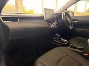 Toyota Corolla Cross 1.8 HEV XS - Image 9
