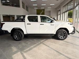 Toyota Hilux 2.8GD-6 double cab SRX 4x4 - Image 5