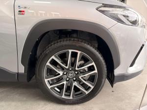 Toyota Corolla Cross 1.8 HEV GR-Sport - Image 6