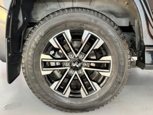 Mitsubishi Pajero Sport 2.4DI-D 4x4 - Image 8