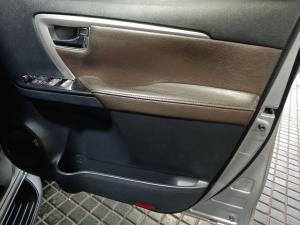 Toyota Fortuner 2.8GD-6 auto - Image 13