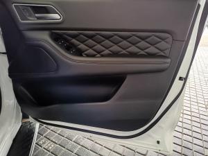 GWM P-Series 2.0TD double cab LT 4x4 - Image 15