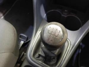 Volkswagen Polo Vivo hatch 1.6 Highline - Image 11