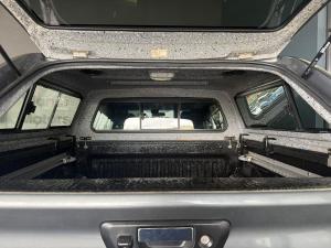 Nissan Navara 2.5DDTi double cab LE 4x4 - Image 12