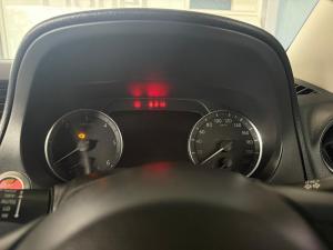 Nissan Navara 2.5DDTi double cab LE 4x4 - Image 28