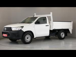 Toyota Hilux 2.0 chassis cab - Image 23