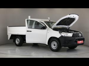 Toyota Hilux 2.0 chassis cab - Image 29