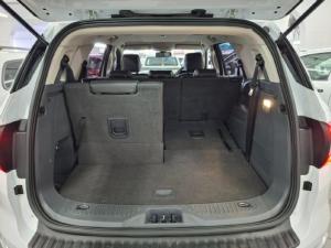 Ford Everest 2.2TDCi XLT auto - Image 9