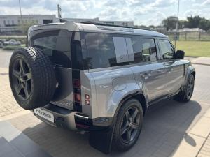 Land Rover Defender 110 D240 X-Dynamic SE - Image 11