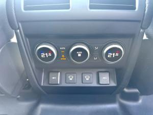 Land Rover Defender 110 D240 X-Dynamic SE - Image 28