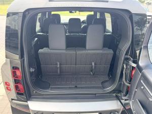 Land Rover Defender 110 D240 X-Dynamic SE - Image 8