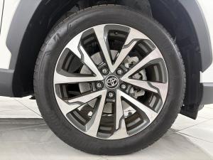 Toyota Corolla Cross 1.8 HEV XR - Image 9