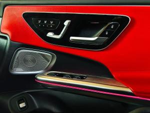 Mercedes-Benz CLE CLE300 4Matic cabriolet AMG Line - Image 11
