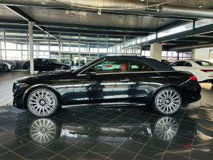 Mercedes-Benz CLE CLE300 4Matic cabriolet AMG Line - Image 7