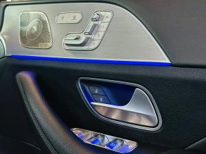 Mercedes-Benz GLE GLE300d 4Matic - Image 9