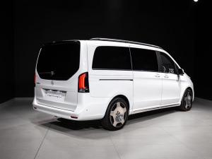 Mercedes-Benz V-Class V300d Exclusive - Image 10