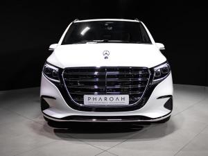Mercedes-Benz V-Class V300d Exclusive - Image 16