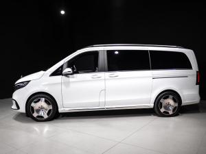 Mercedes-Benz V-Class V300d Exclusive - Image 8