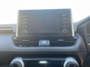 Toyota RAV4 2.0 GX auto - Image 14