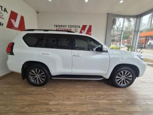 Toyota Land Cruiser Prado 2.8GD VX-L - Image 3