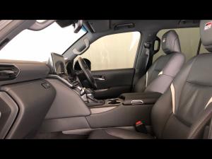 Toyota Land Cruiser 300 3.3D GR-Sport - Image 7