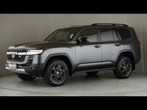 Toyota Land Cruiser 300 3.3D GR-Sport - Image 23
