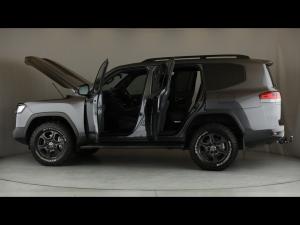 Toyota Land Cruiser 300 3.3D GR-Sport - Image 26