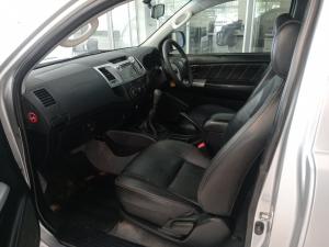 Toyota Hilux 3.0D-4D Xtra cab Raider Legend 45 - Image 7