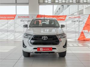 Toyota Hilux 2.4GD-6 double cab Raider manual - Image 4