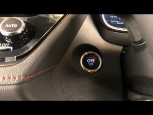 Toyota Corolla Cross 1.8 HEV GR-Sport - Image 16
