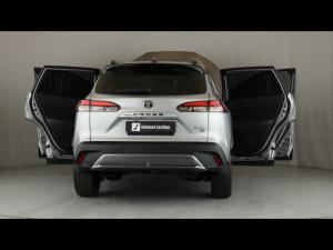 Toyota Corolla Cross 1.8 HEV GR-Sport - Image 24