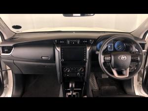 Toyota Fortuner 2.4GD-6 4x4 - Image 6