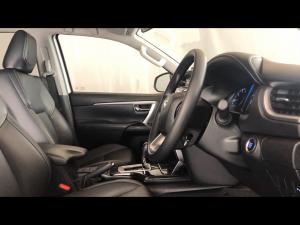 Toyota Fortuner 2.4GD-6 4x4 - Image 10