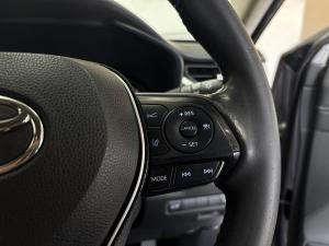 Toyota RAV4 2.0 VX - Image 9