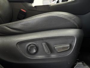 Toyota RAV4 2.0 VX - Image 17