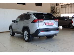 Toyota RAV4 2.0 VX - Image 21