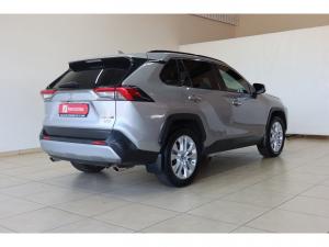Toyota RAV4 2.0 VX - Image 2