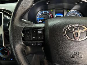 Toyota Hilux 2.8GD-6 Xtra cab Legend manual - Image 9