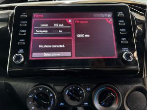 Toyota Hilux 2.8GD-6 Xtra cab Legend manual - Image 14