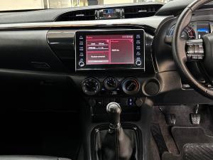 Toyota Hilux 2.8GD-6 Xtra cab Legend manual - Image 15