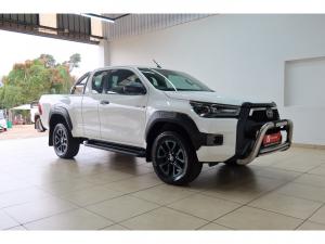 Toyota Hilux 2.8GD-6 Xtra cab Legend manual - Image 1