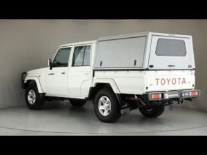 Toyota Land Cruiser 79 4.5D-4D V8 double cab LX - Image 21