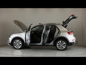 Volkswagen T-Roc 2.0TSI 4Motion Design - Image 26