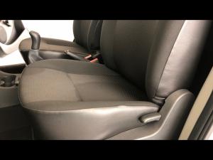 Nissan NP200 1.6i safety pack (aircon) - Image 12