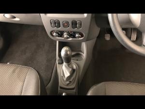 Nissan NP200 1.6i safety pack (aircon) - Image 15